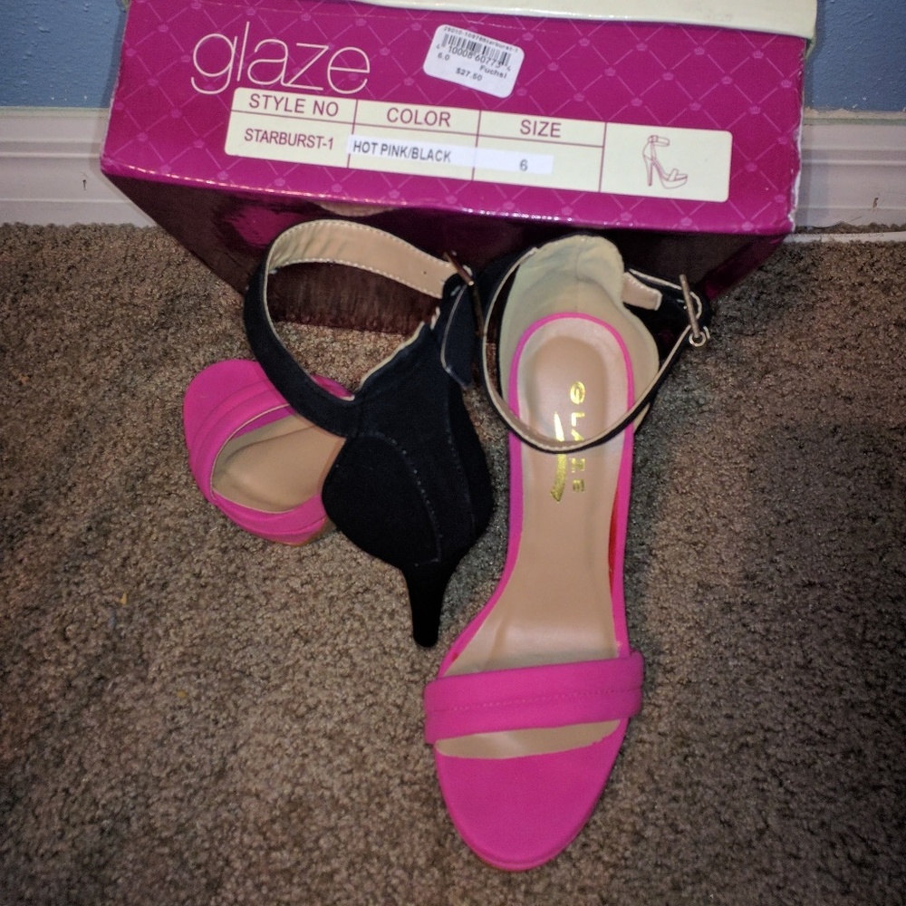 Pink heels - Picture 3 of 3